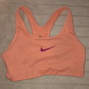Nike Woman’s Sports Bra (Small)